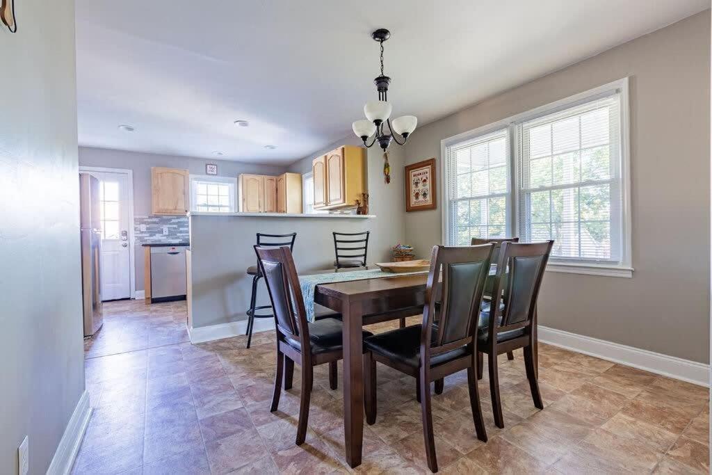Charming 3-Bedroom Home In Rossville, Ga - Family Retreat Ngoại thất bức ảnh