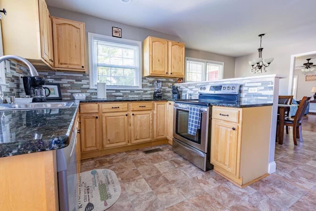 Charming 3-Bedroom Home In Rossville, Ga - Family Retreat Ngoại thất bức ảnh